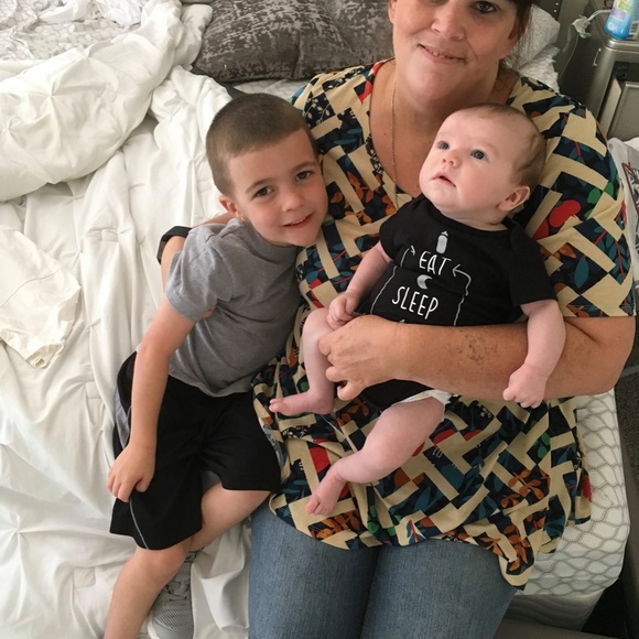 Meet your Posher “Teri Lynn” - Picture 2 of 10